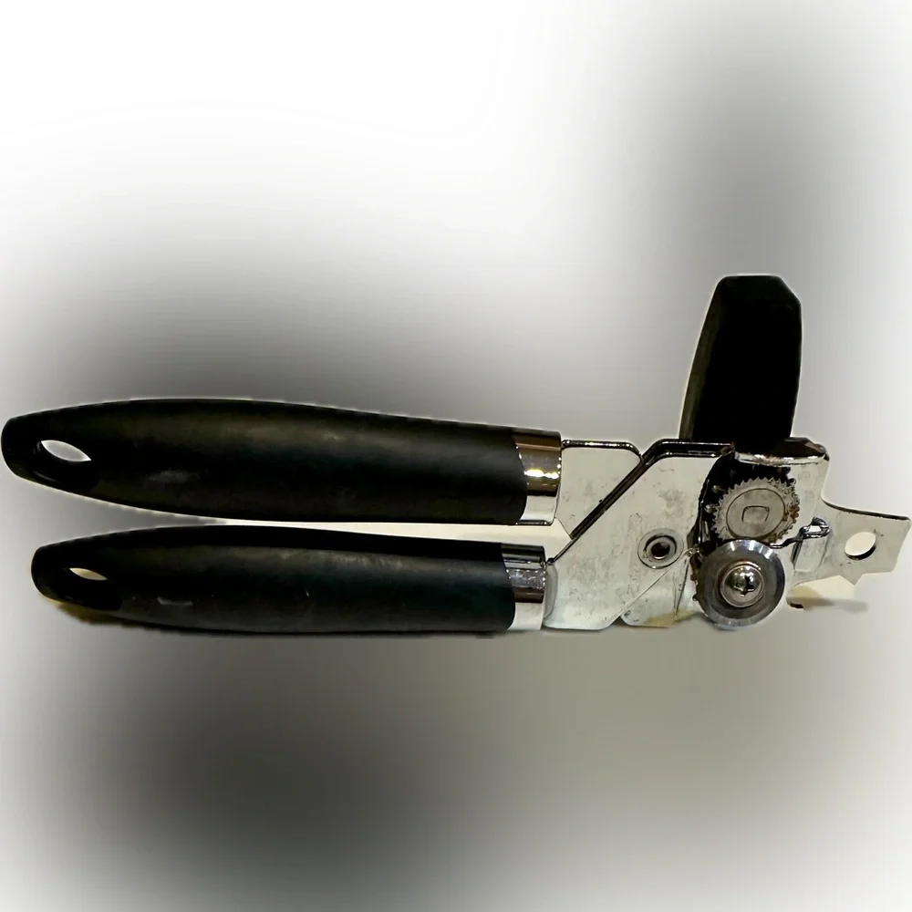 CUISINART HANDHELD MANUAL CAN OPENER STAINLESS STEEL KITCHEN TOOL RUBBER HANDLE